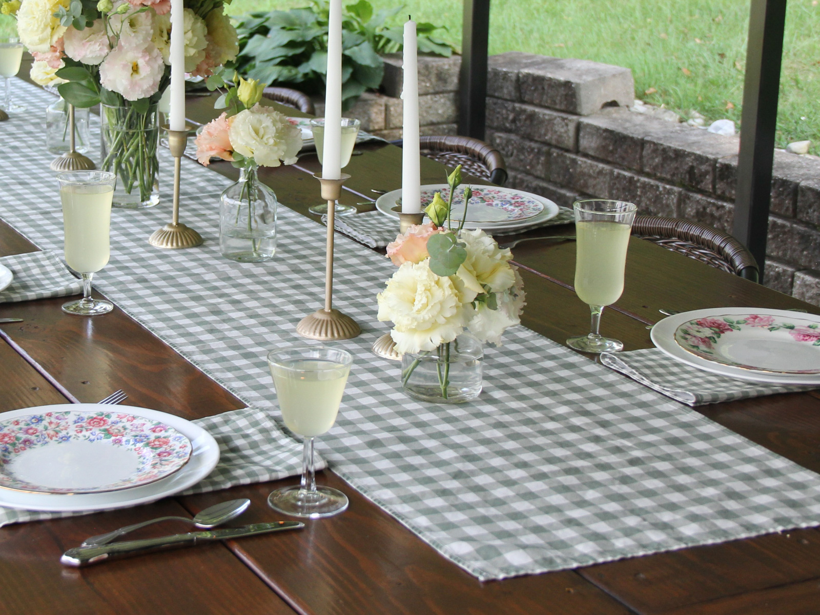 Table Runners - Image 1